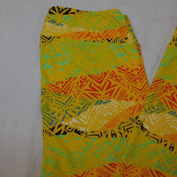 LuLaroe Yellow Multicolor Tribal print Womens Leggings TC size 12 – 18 - Picture 3 of 9